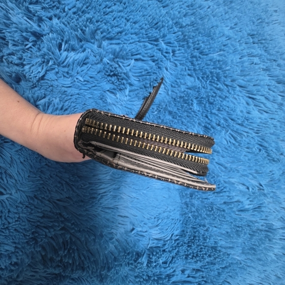 Fossil Madison Zip Clutch Wristlet Wallet - Picture 4 of 11